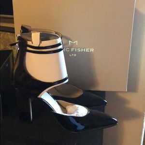 Marc Fisher Pumps